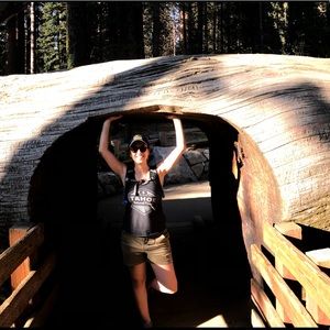 Meet your Posher, Ina